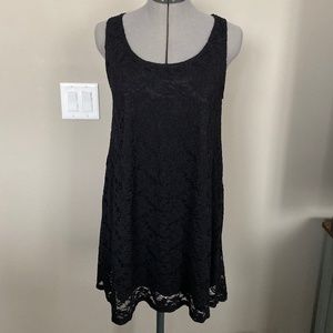 Forever 21 Black Sleeveless Lace Dress